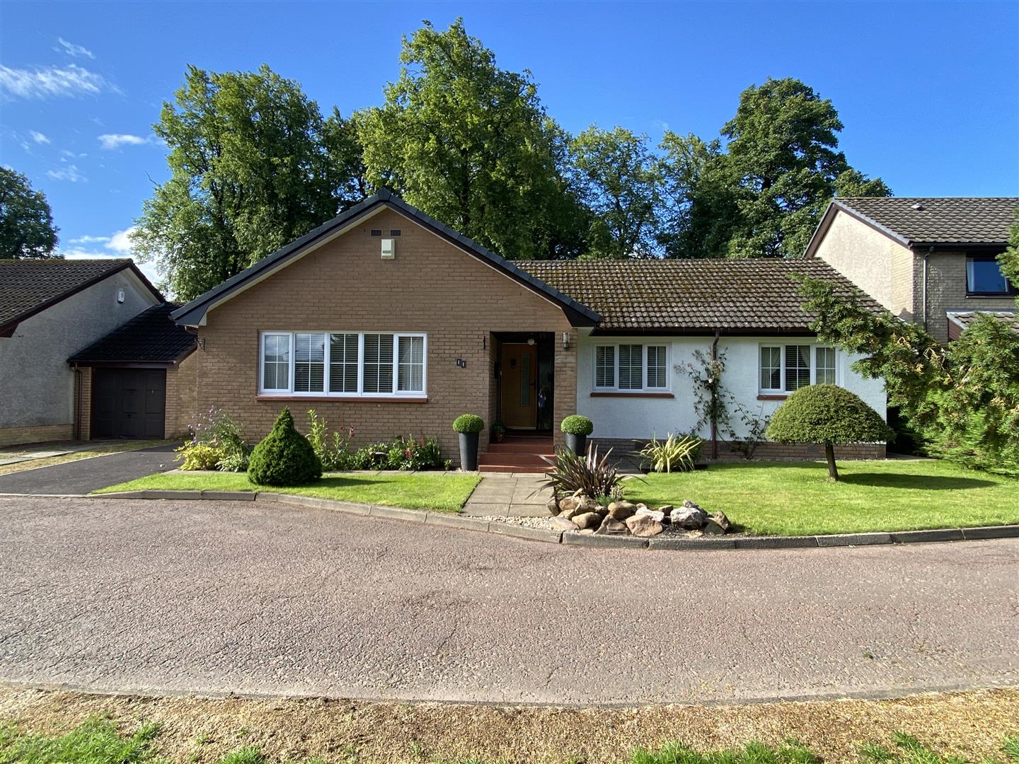 Whitehill Farm, Muirburn Road, Glassford Residence Estate Agents